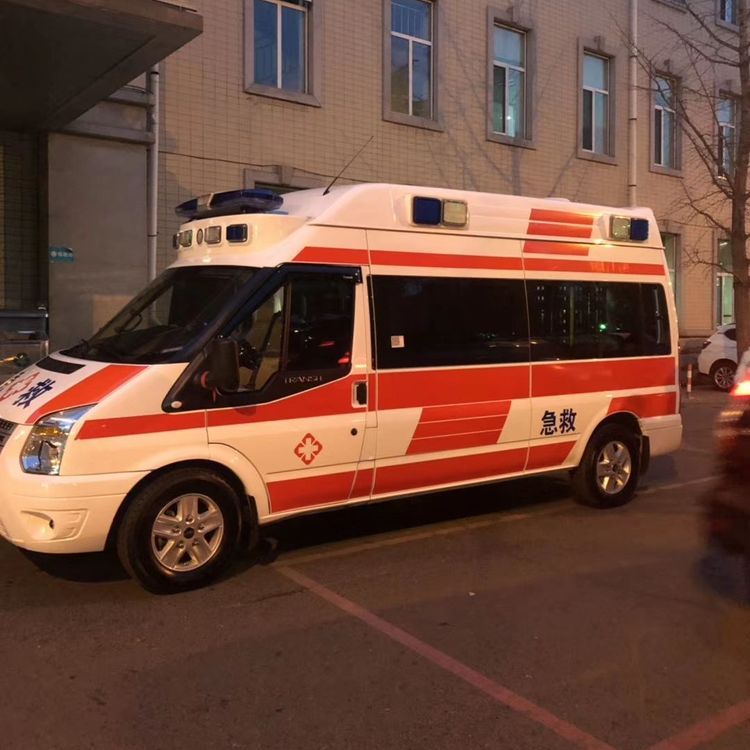 阿克塞夜间租赁救护车护送病人转院：安全转运的 8 大核心注意事项